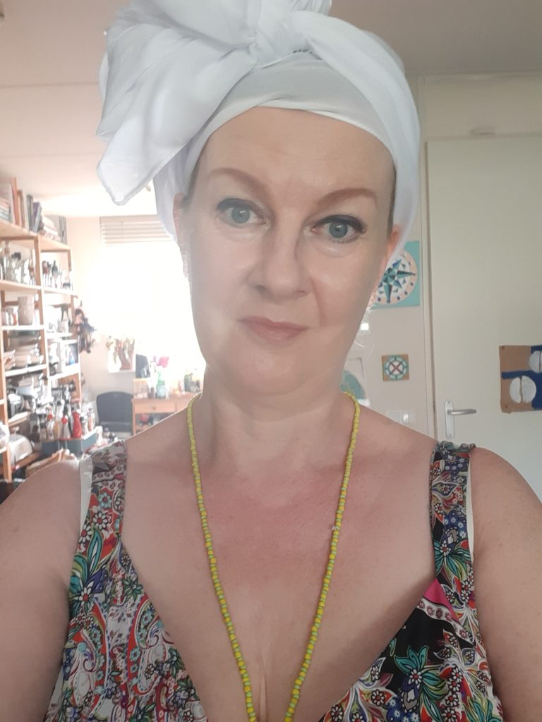 Barbara Anthonissen spiritual worker and an intuïtive tarotreader